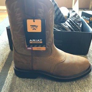 Mens Ariat steel toe work boots New